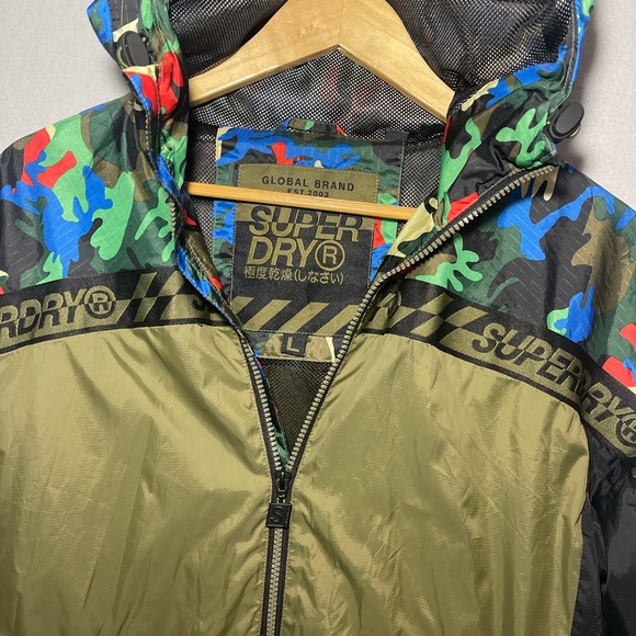 Superdry L rain/wind  urban camouflage jacket. - Picture 2 of 3